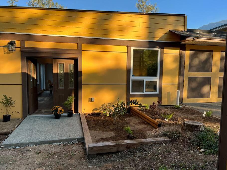 Country Home, Sleeps 6 Pets Friendly 포트알버니 외부 사진