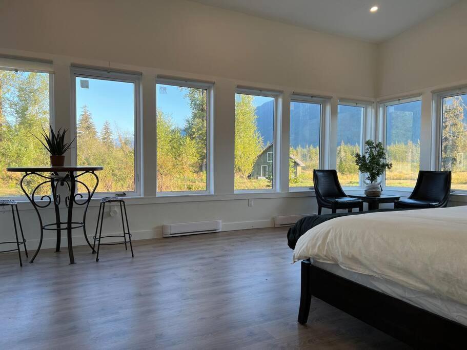 Country Home, Sleeps 6 Pets Friendly 포트알버니 외부 사진